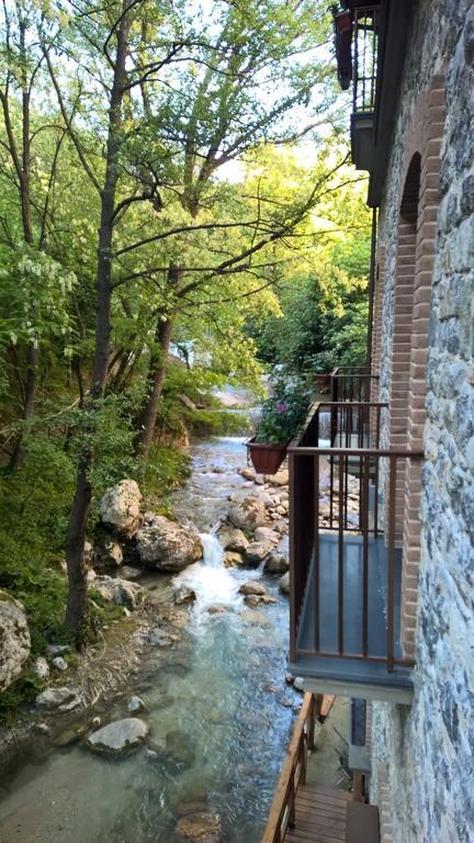 Dimora Storica Hotel Maccarunera Campagna Rum bild
